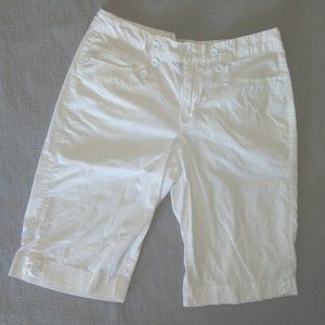 Jeanstar White Women's Bermuda Shorts with Button Accents